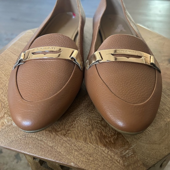 Coach Leather loafers Size 12
Great condition - Picture 1 of 10